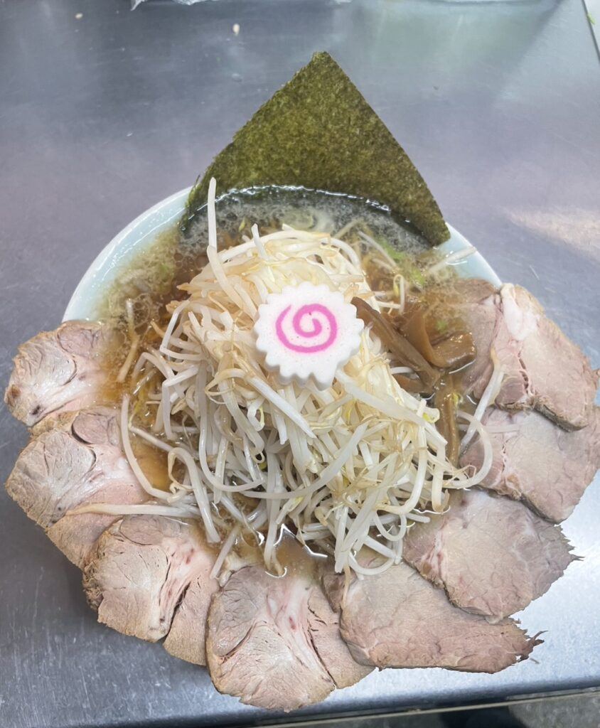 本格中華そばロイヤル 写真2